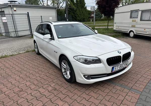 BMW Seria 5 cena 49000 przebieg: 285000, rok produkcji 2011 z Tychy małe 79